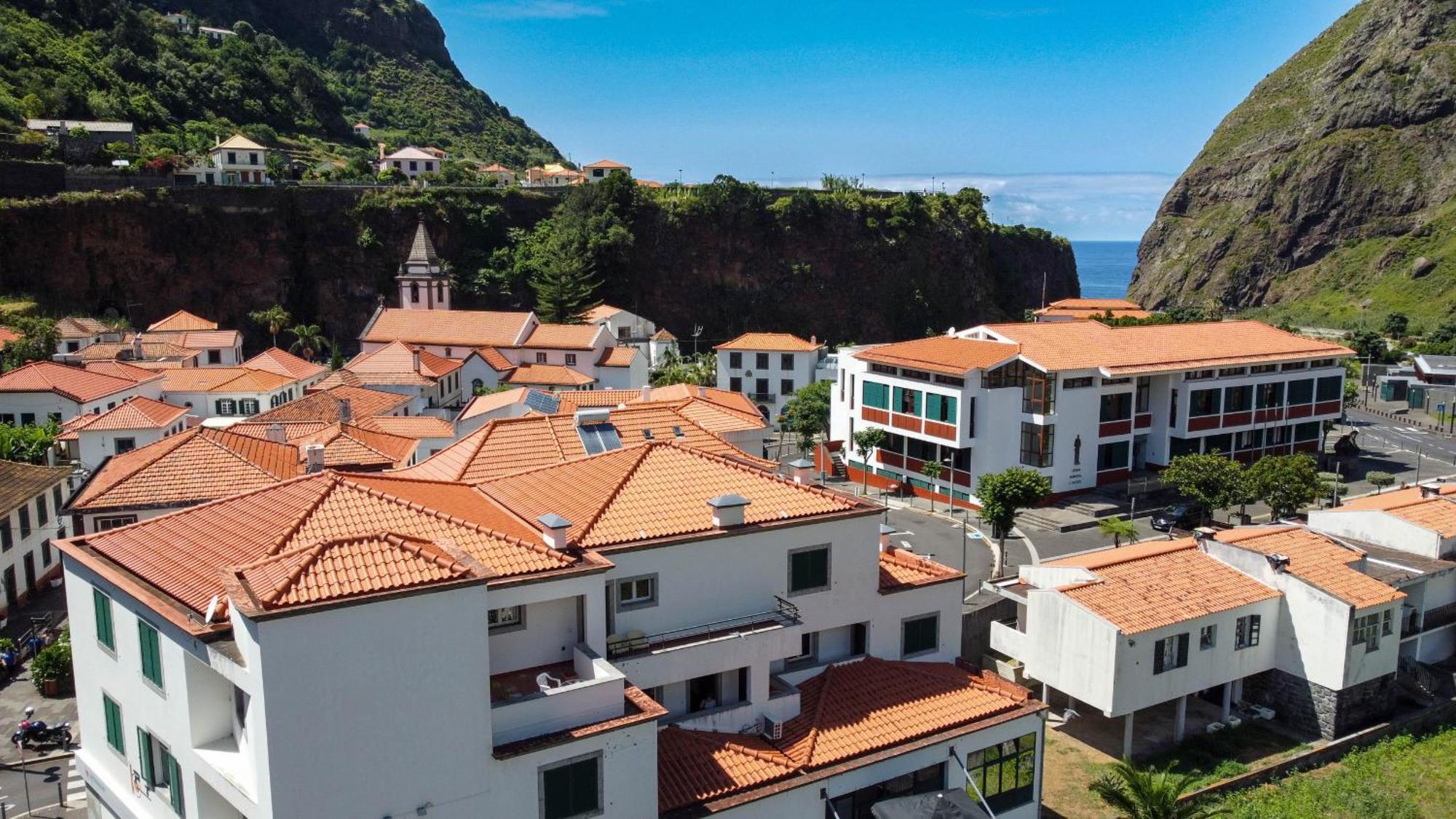 Amarelo Apartment By Atlantic Holiday São Vicente Eksteriør bilde